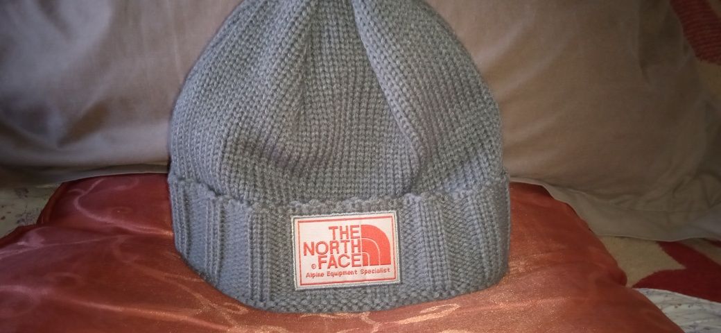 Шапка флис внутри THE NORTH FACE