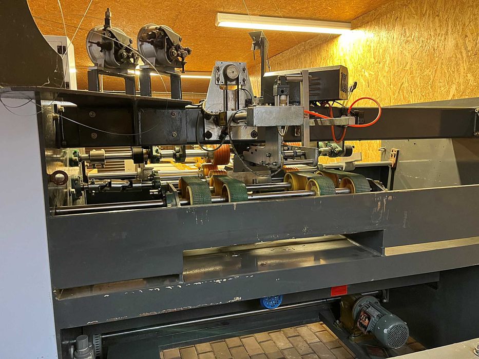 Półautomatyczna zszywarka BDJ-2000B