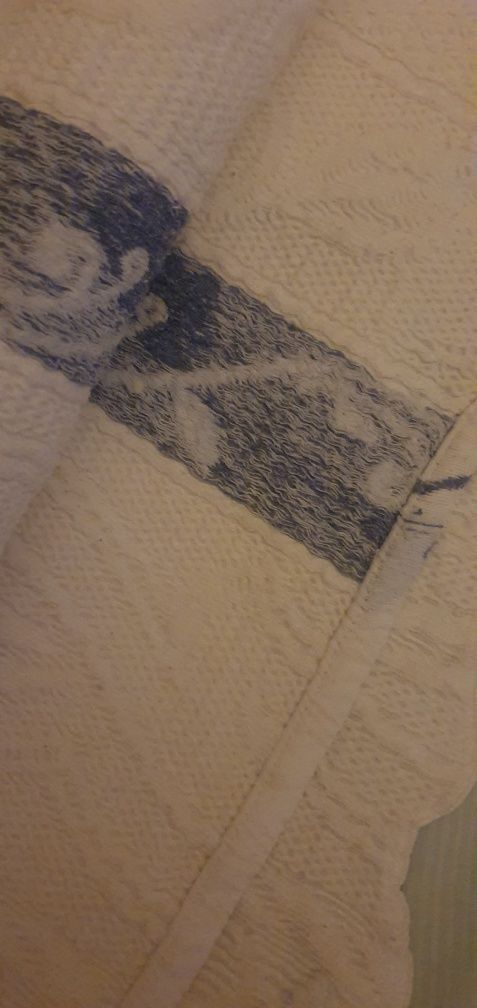 Colcha cm nova tons branca e azul