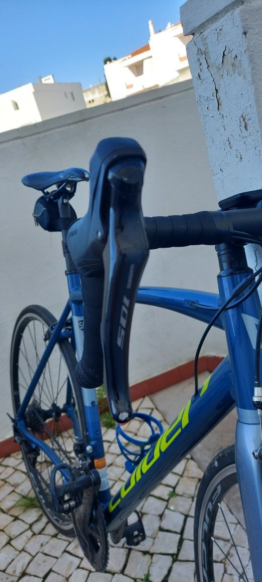Bicicleta de estrada COLUER
