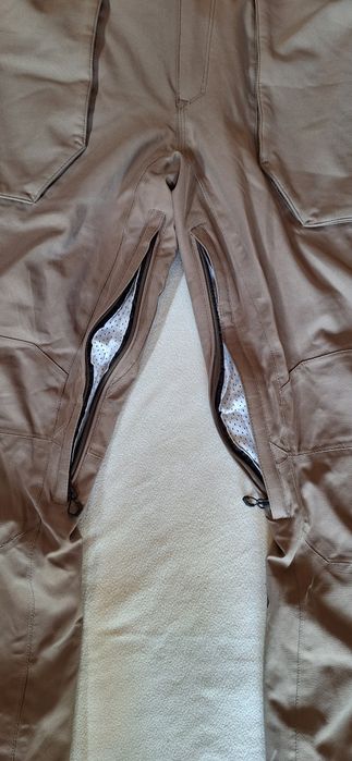 Spodnie Volcom XL snowboardowe bib 15k/15k nowe