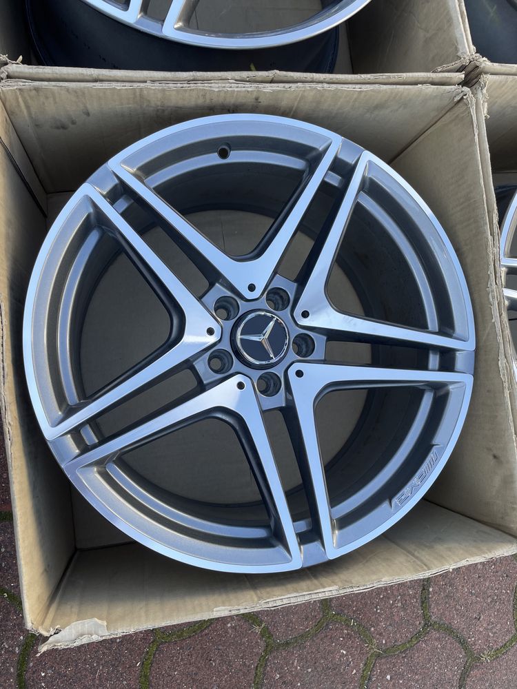 Felgi Mercedes c63 Amg oryginalne 19 Cali 5x112 coupe Cabrio w205