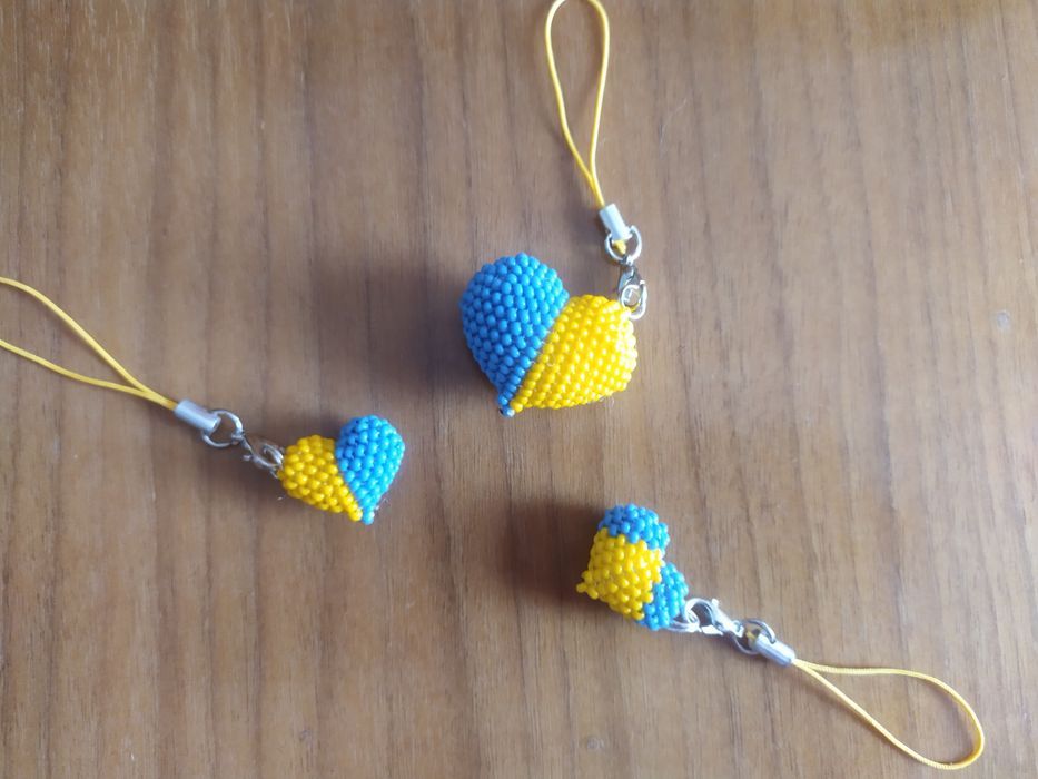 Брелок, підвіска з бісеру.