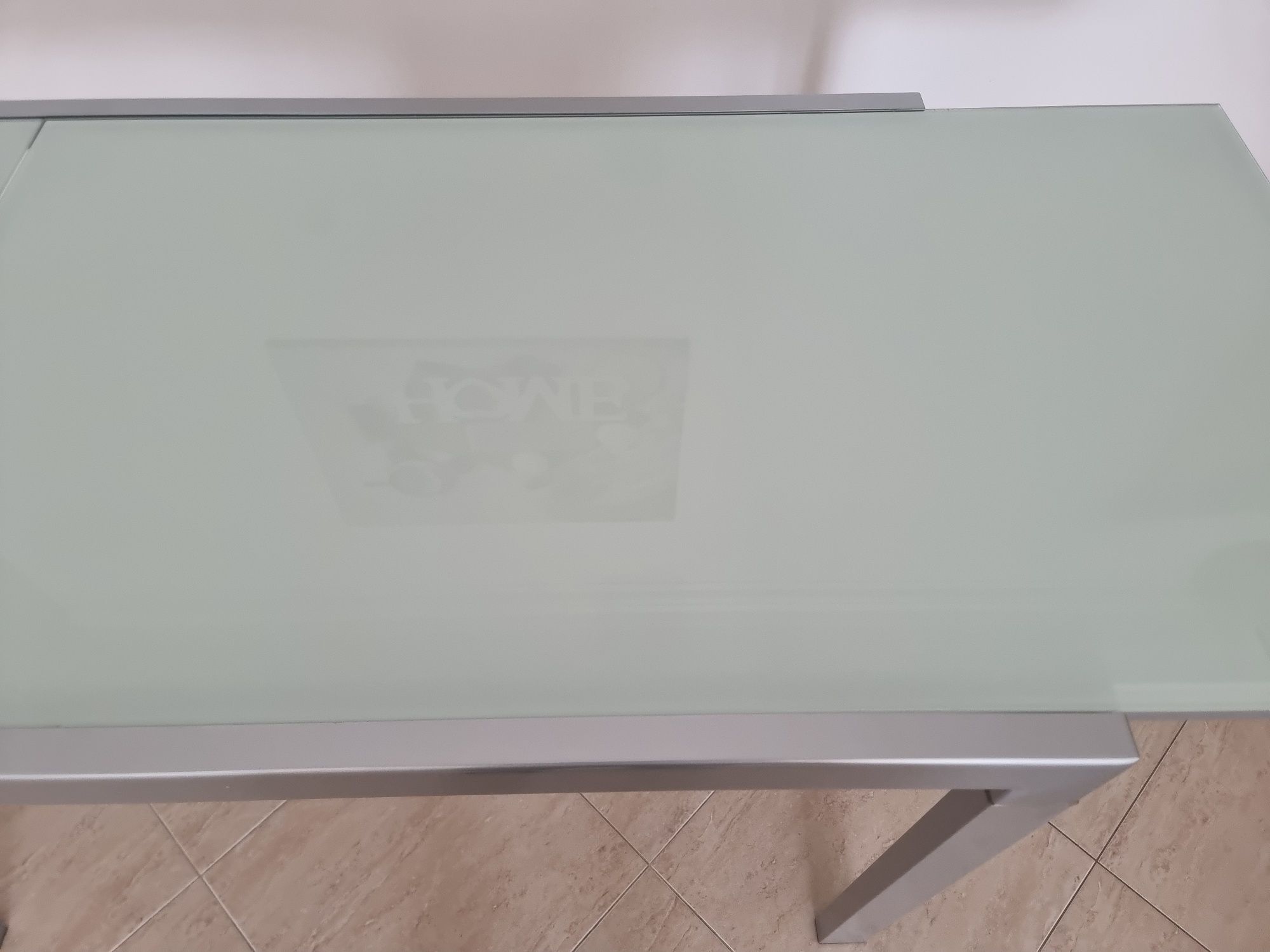Mesa extensível branca