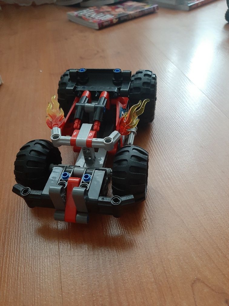 lego technic Red Racer 42073