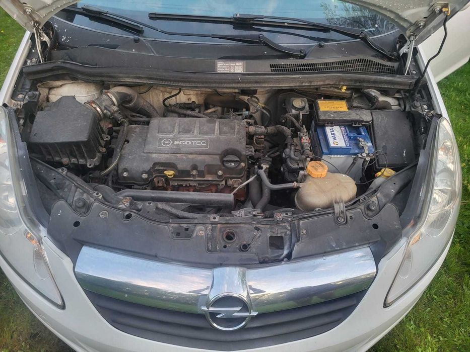 opel corsa D z kompletem kół zapasowych