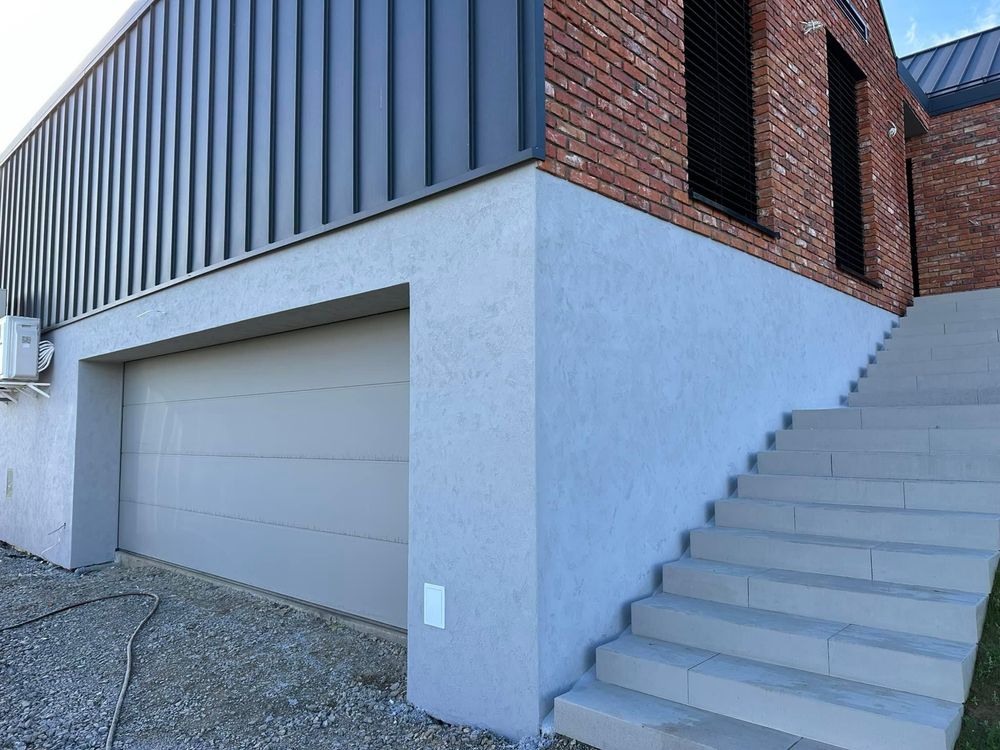 Beton architektoniczny tynki dekoracyjne elewacja stiuk mikrocement