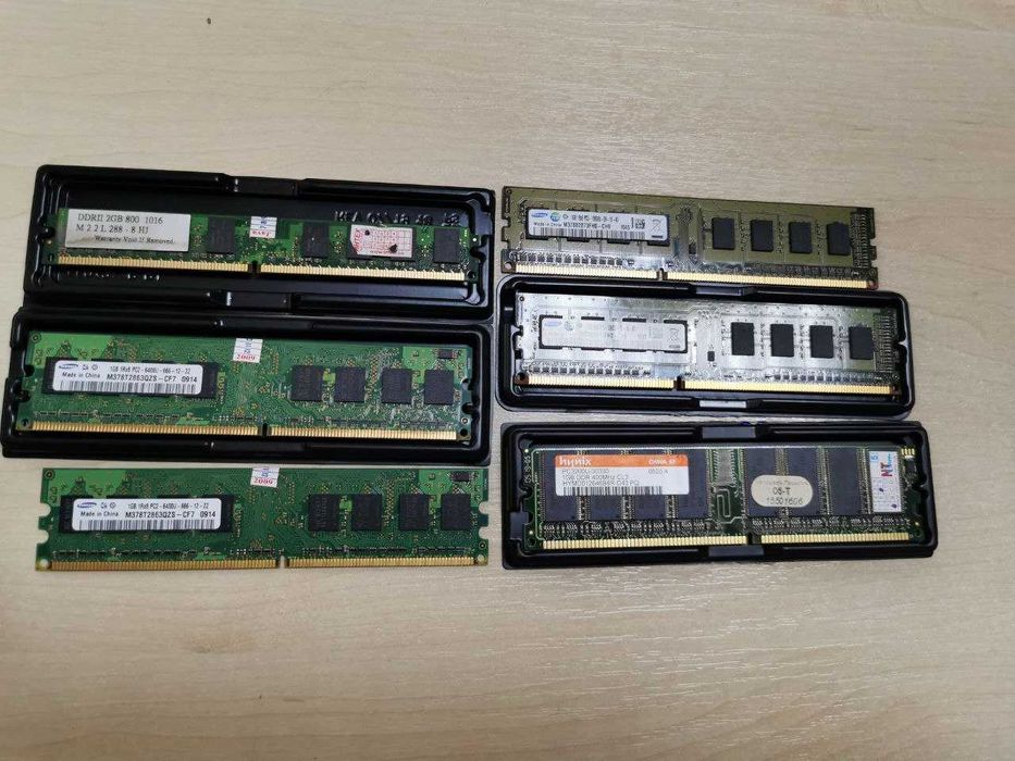 Жорсткий диск HDD 2.5 Sata, SSD m2 64gb та оперативна пам'ять