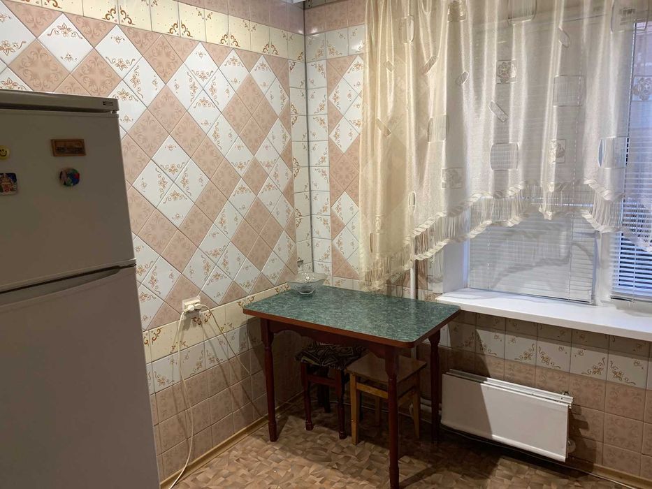 Продаж 2-кмн квартири, Піски (213-189-206)