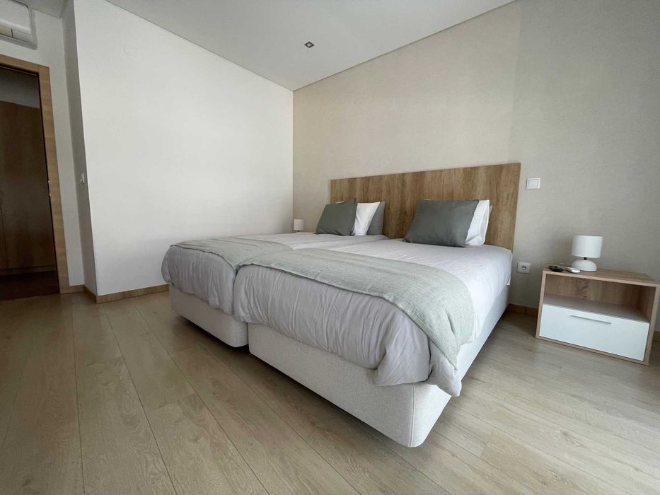 T1 a 2 min do santuário de Fatima