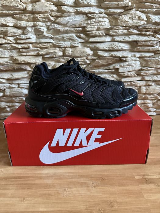 Кросівки Nike Air Max Plus TN “Black/University Red Найк ТН р 40-44