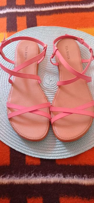 Różowe damskie sandałki 42