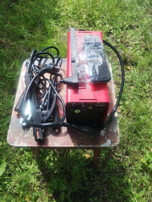 Инверторный сварочный аппарат Edon TB 250 P НОВЫЙ