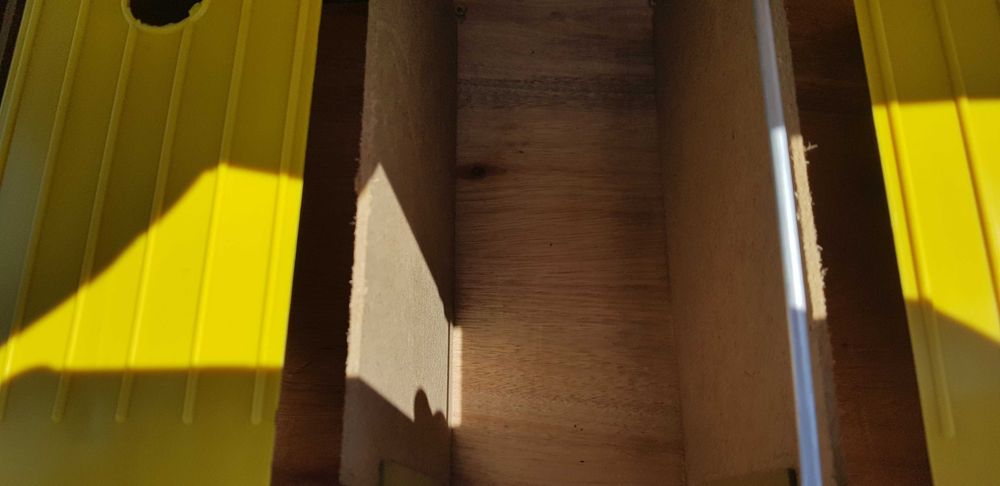 Caixas Transporte  pombos de vara com bebedouros individuais...