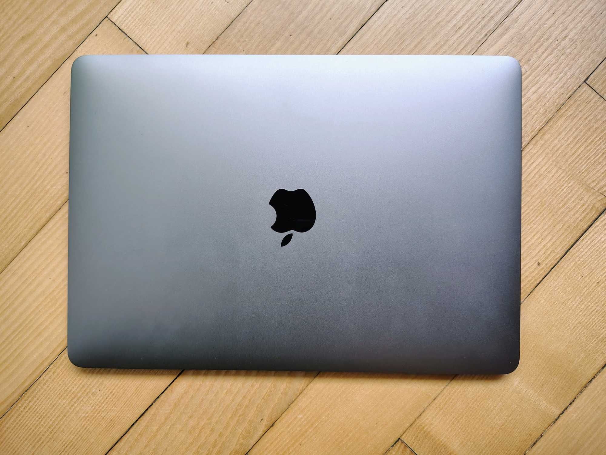 MacBook Air i7-1.2 16\256 (2020) SpaceGrey