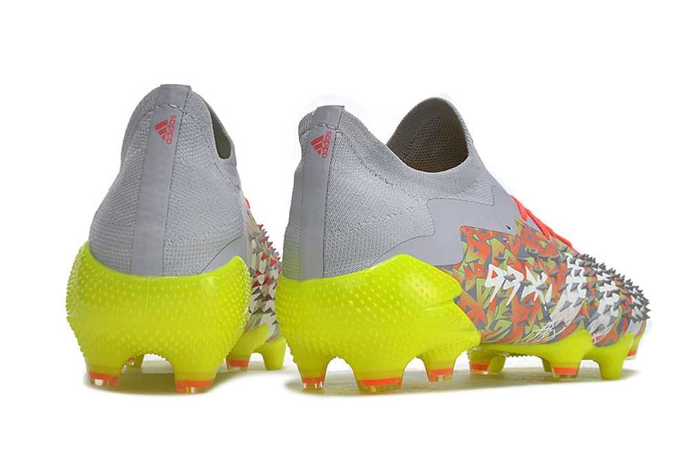 Дитячі футбольні бутси 36 - 39 Adidas Predator Freak.1 FG B0030