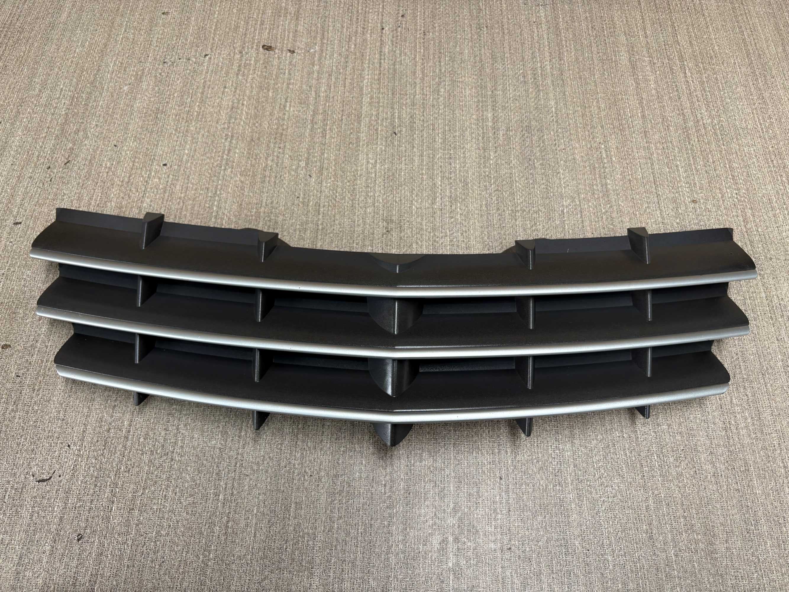 grill/atrapa chrysler crossfire
