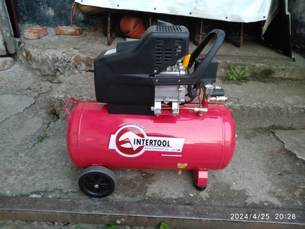 Компресор повітряний Intertool pt-0003