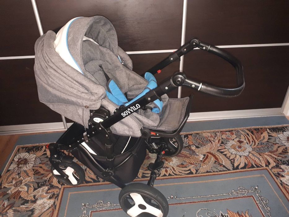 Дитяча коляска