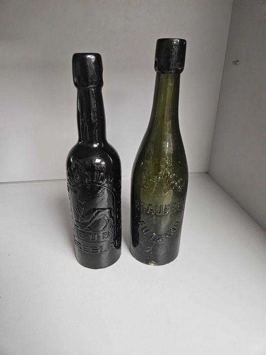 2 stare butelki po piwie Breslau Putzkau