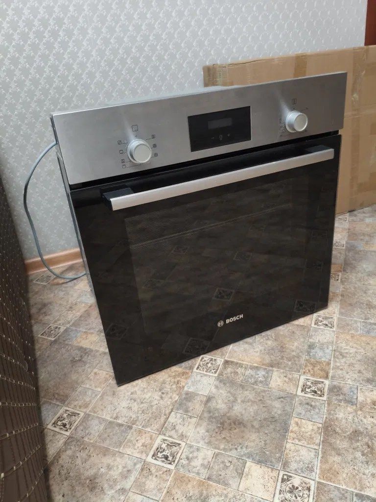 Електрична духова шафа BOSCH HBF512BS1T  Стиль, якість та конвекція!