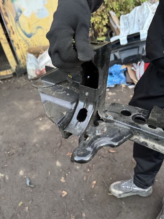 Полка касети радіаторів Ford Kuga Escape mk3