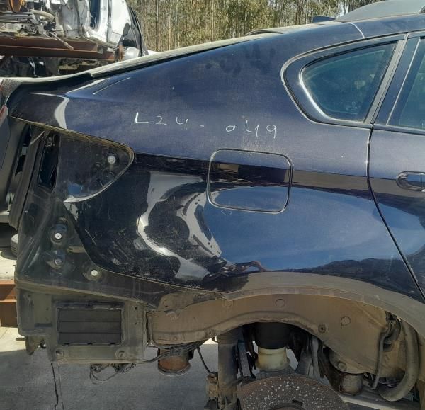 Painel trás direito BMW X6 (E71, E72)
