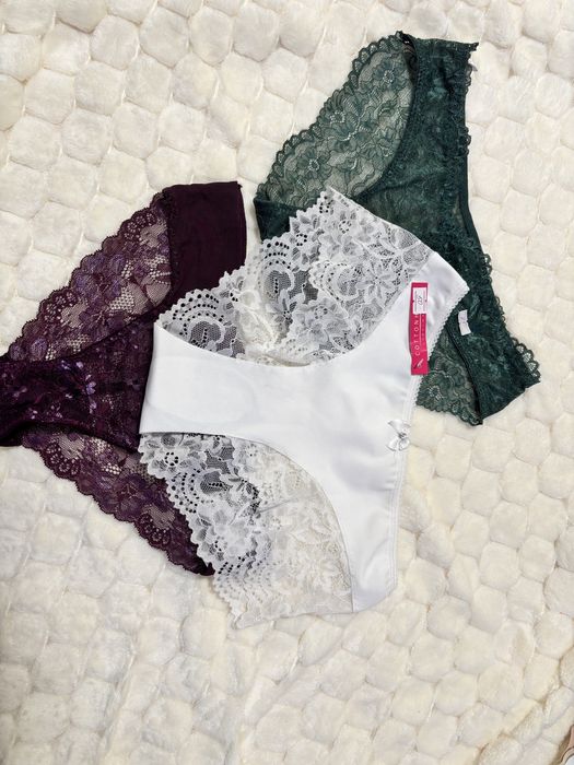 Трусики безшовні. Жіноча білизна
