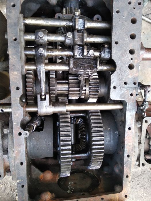 Запчасти до т-25