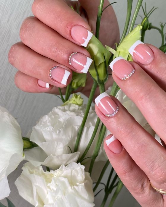 Курс манікюру,педикюру,нарощування нігтів