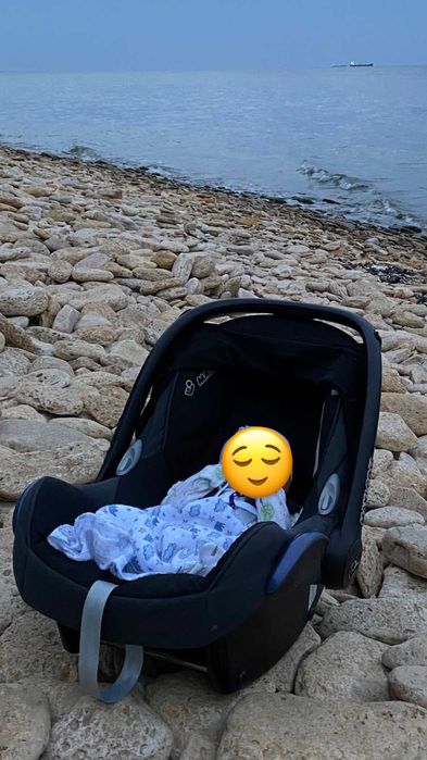 Продам автокрісло Maxi-Cosi CabrioFix 0+ (0-13 кг)