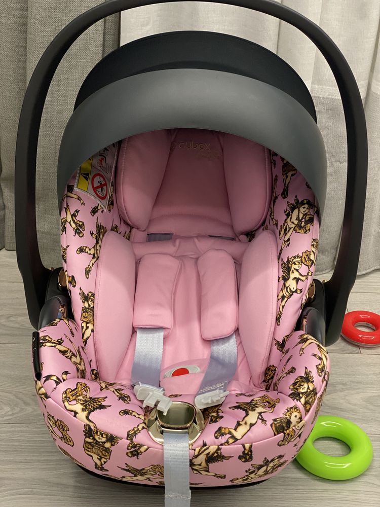 Детское автокресло Cybex Cloud by Jeremy Scott