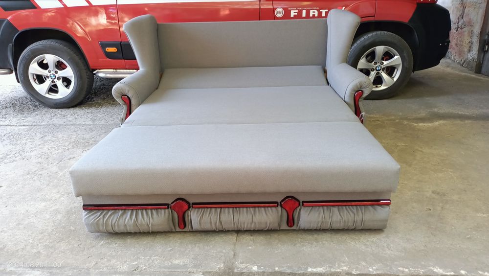 Продам диван, ліжко,