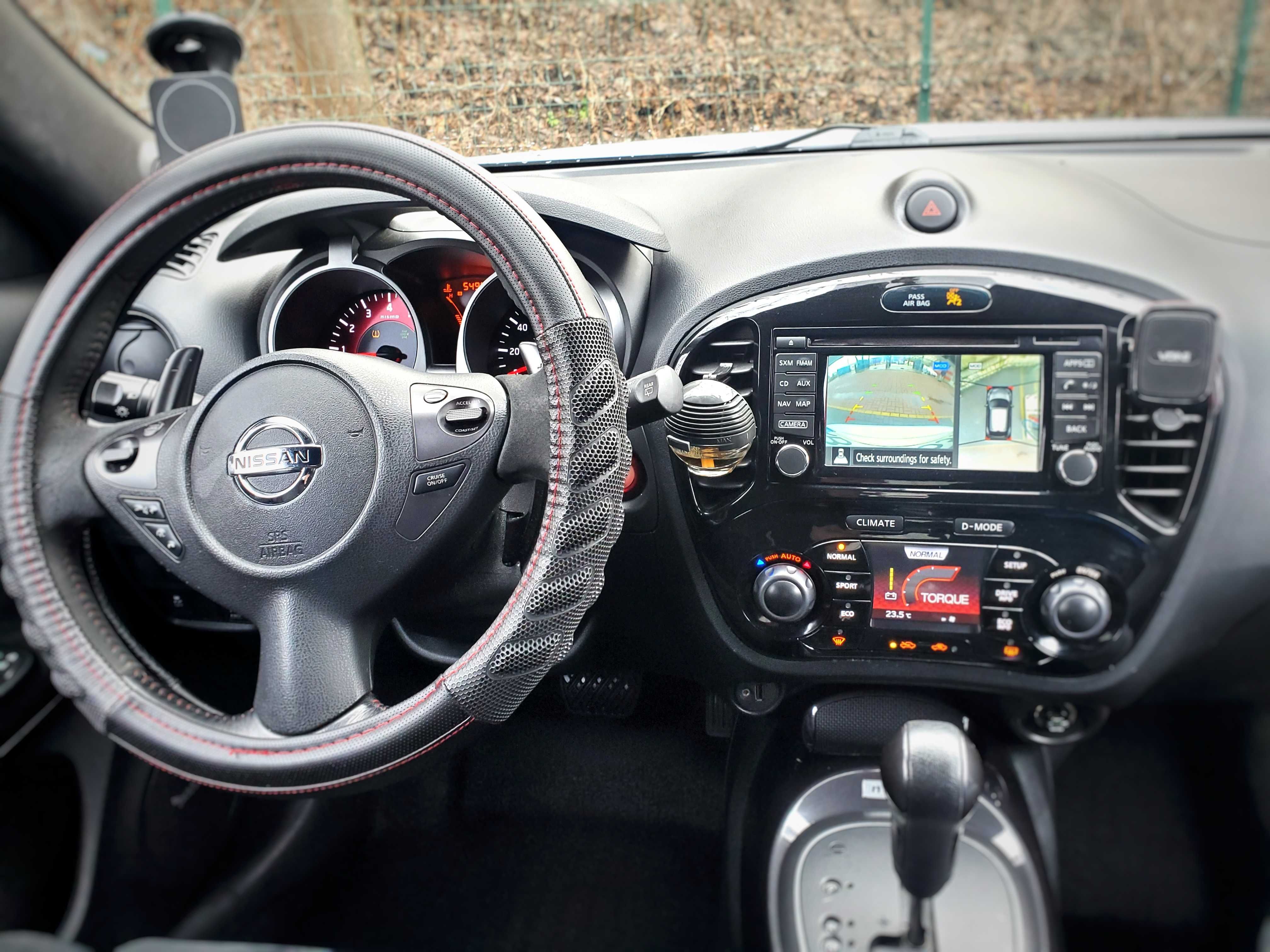 Nissan Juke Nismo 1.6 4WD (F15), 200 л.с. 2015 року