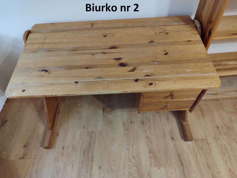 Biurko z litego drewna sosnowego - kreślarskie