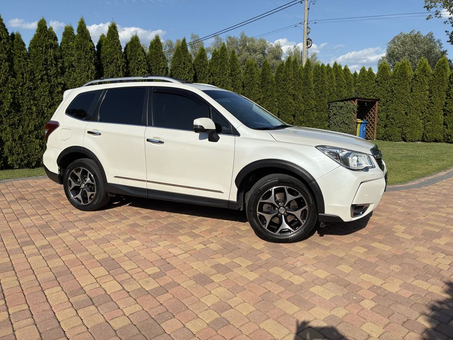 Subaru Forester SJ 2.0 XT Polski salon