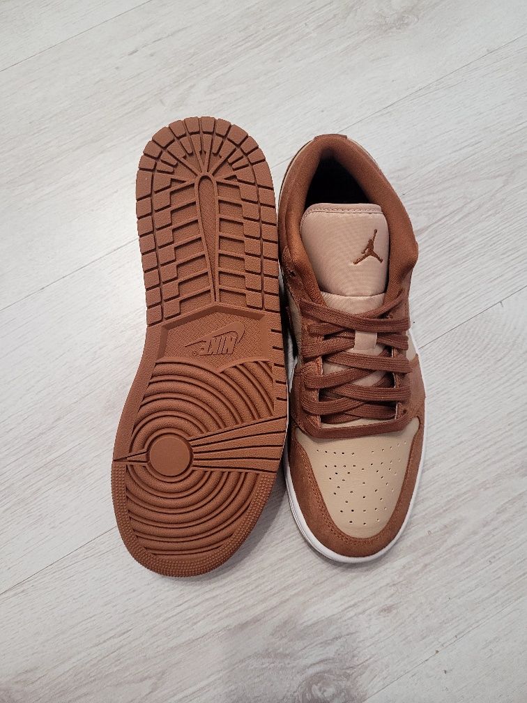 Кроссовки NIKE AIR JORDAN 1 Low нові original