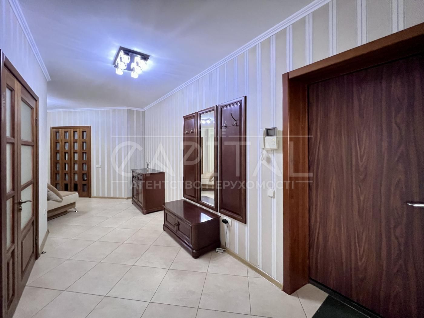 Оренда квартири, вул. Почайнинська, Поділ
