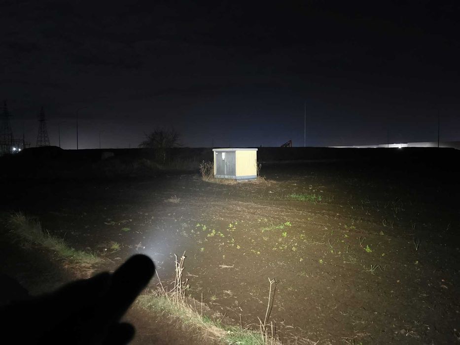Manker A6 edycja BLF, ikona po wielu poprawkach. 2200 lumenów