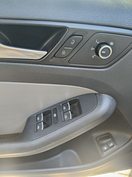 Продам VW Jetta 1.4 tsi, hybrid, 2013 года