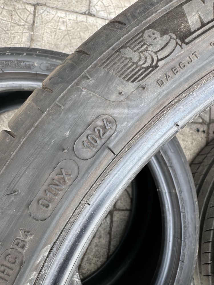 Шина б.у 1 шт 275 35 R20 Michelin Pilot Sport 4S 102Y 1 шт