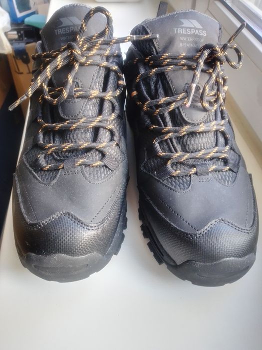 Чоловічі ботінки