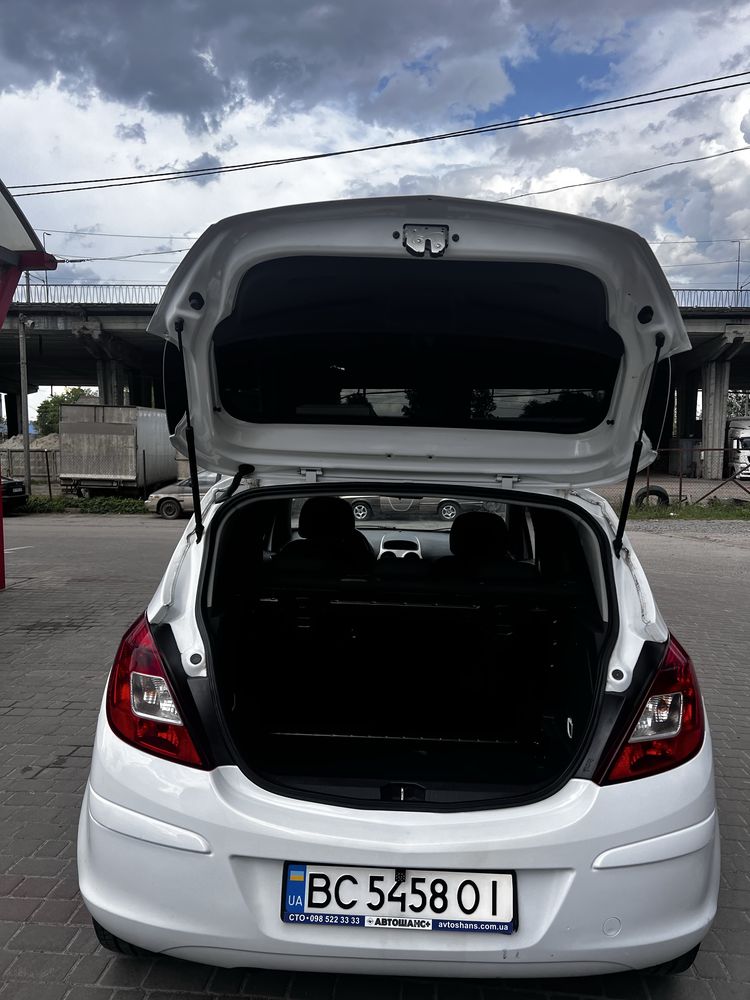 Opel Corsa D 2009