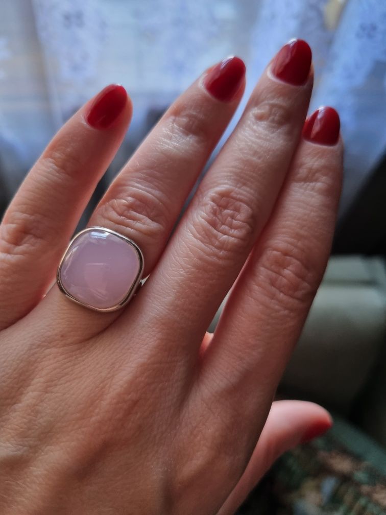 Серебряное кольцо цирконий, розовый кварц, лунный камень, серьги конго