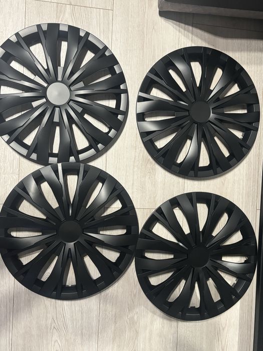 Kołpaki rozmiar 16 NOWE