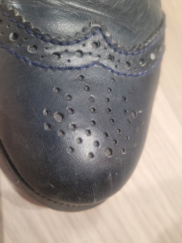 Buty skórzane rozmiar 37 granatowe