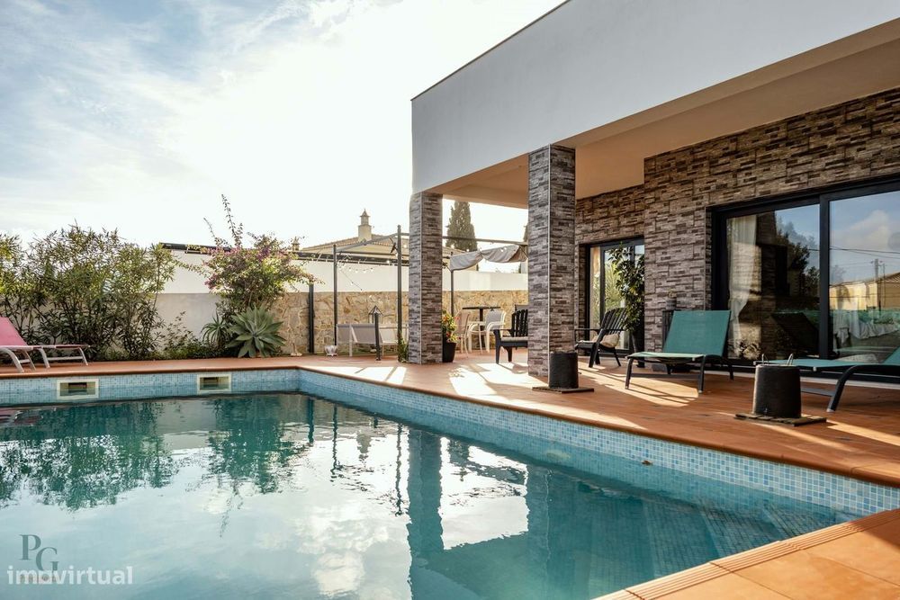 Moradia T4 em Monte Canelas, Portimão