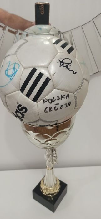 Nowa Piłka Adidas z Autografami Reprezentacji Polski + Gratis Puchar