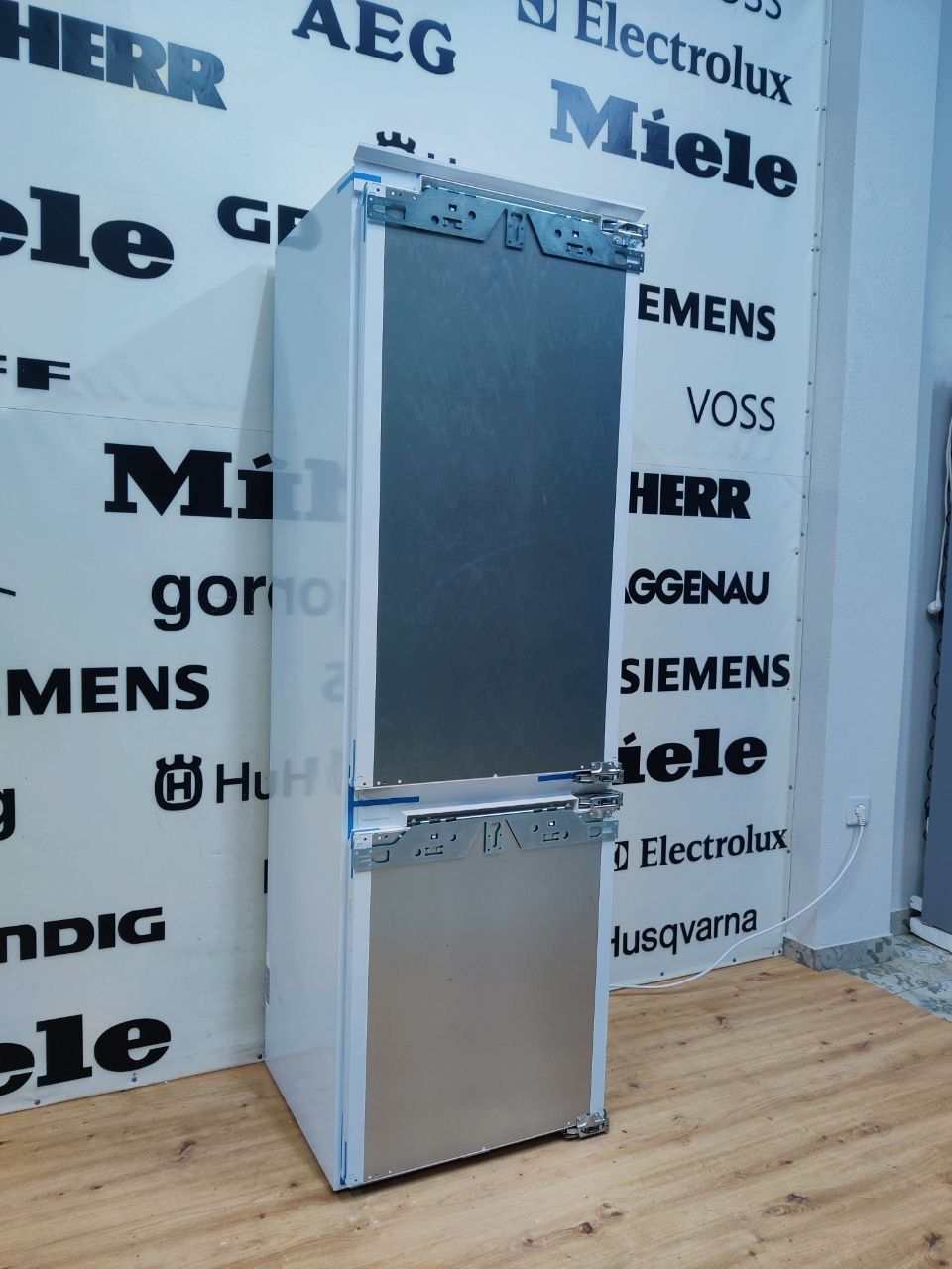 Самий топовий вбудований холодильник Miele™ KFN7734F. Wi-Fi. No Frost.