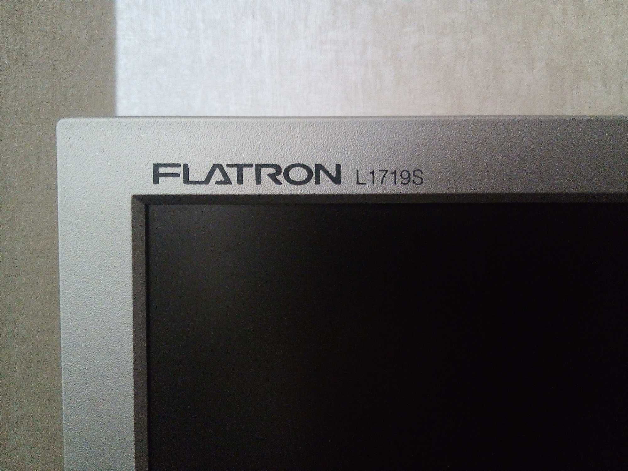 LG Flatron L1719S